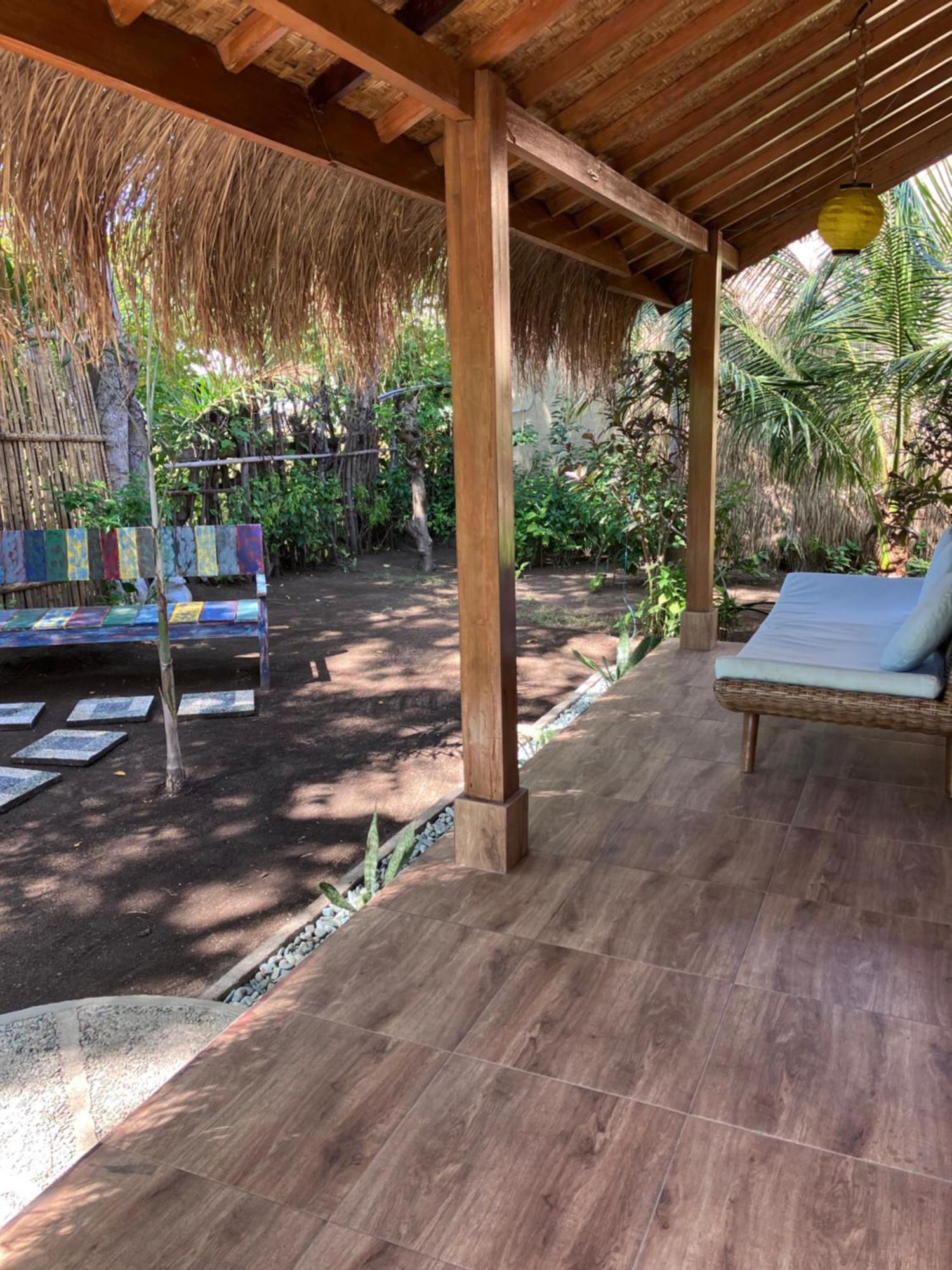 Meno Madia Bungalows Gili Meno Exterior photo